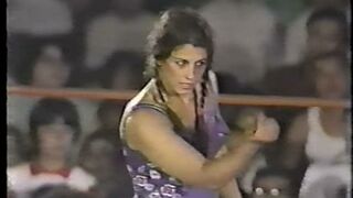 Mimi Hagiwara & Yukari Omori vs Wendi Richter & Princess Victoria 7/19/1982 - AJW