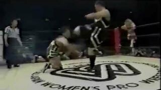Aja Kong & Bull Nakano vs. Akira Hokuto & Shinobu Kandori ( AJW 3/27/94)