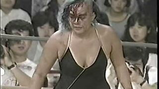 Bull Nakano vs Dump Matsumoto 5/1986 - AJW